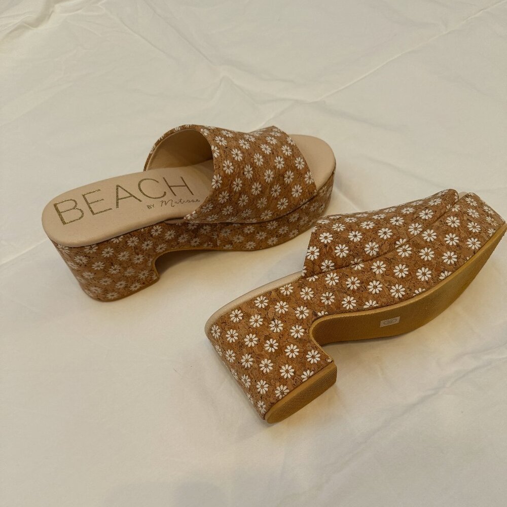 Beach by Matisse Women's Terry Platform Daisy Cork